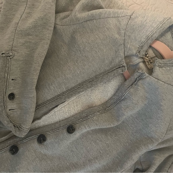 Gray cardigan / sweater - Picture 4 of 9